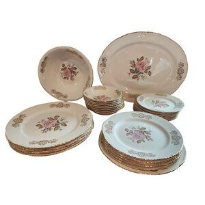 Queen Esther Homer Laughlin United States  pink rose design with 22k gold trim D